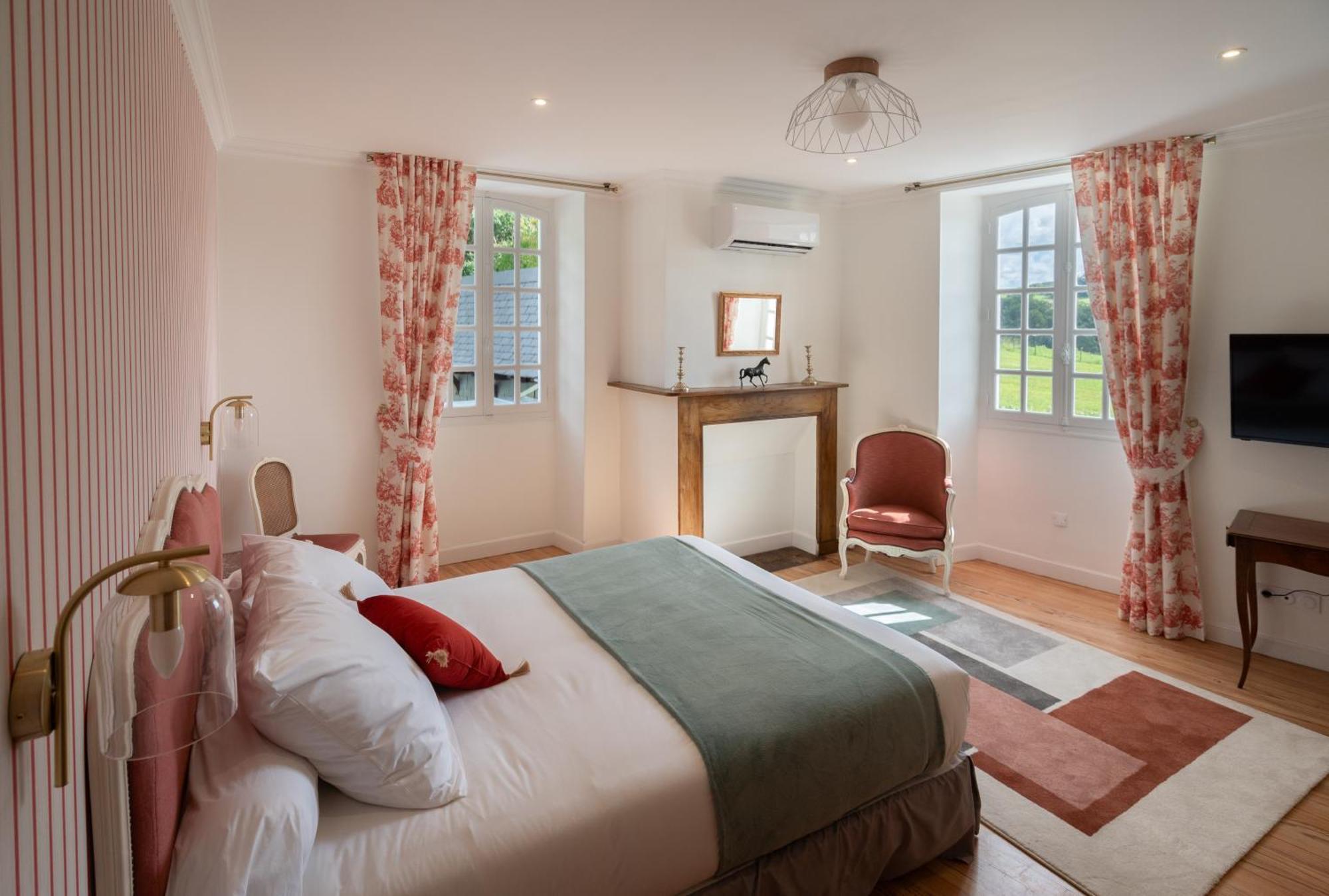 Le Relais Du Faget Hotel Oloron-Sainte-Marie Eksteriør billede